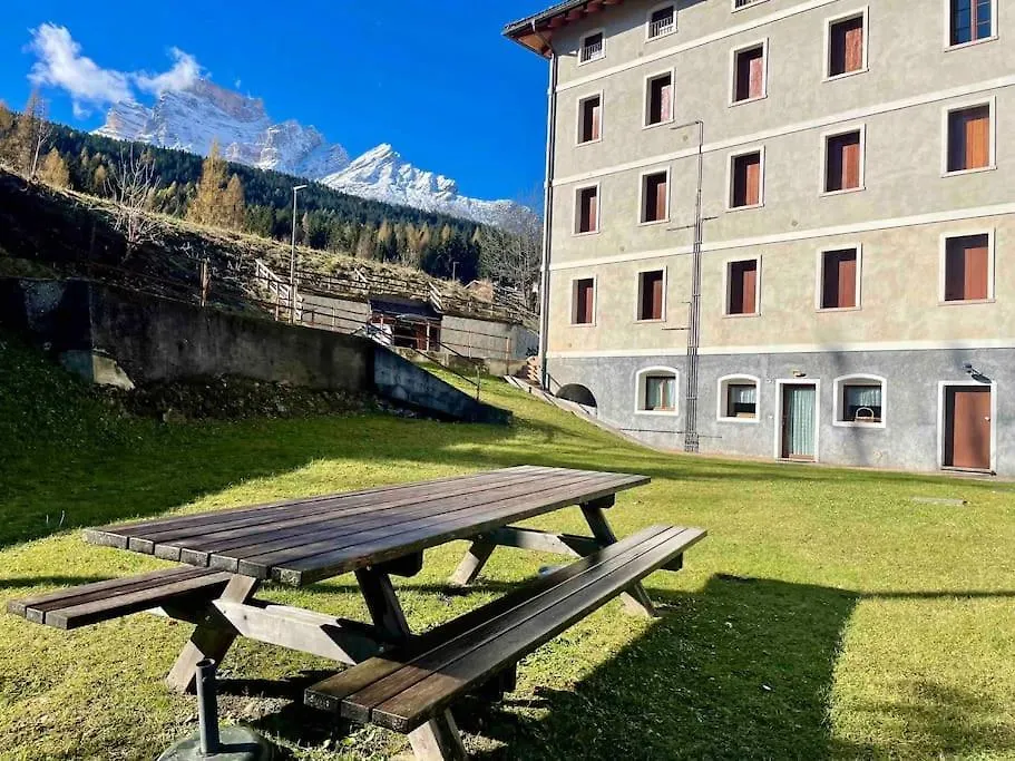 Apartment Home In Dolomiti Villanova